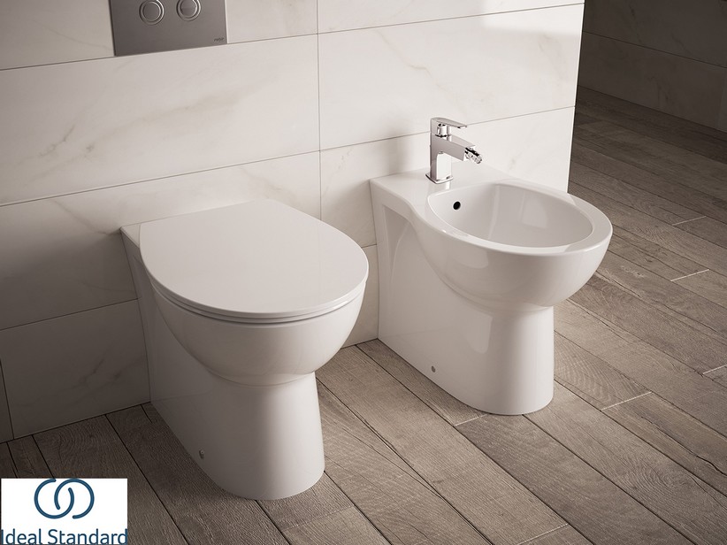 IDEAL STANDARD Coppia di sanitari filomuro: Bidet e Wc con sedile con cerniere in plastica | Eurovit IDEAL STANDARD Coppia di sanitari filomuro: Bidet e Wc con sedile con cerniere in plastica | Eurovit