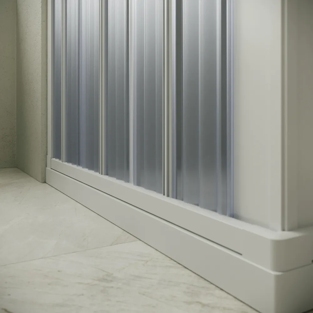 Box doccia angolare apertura centrale 80x80 cm profili e pannelli in pvc h185cm