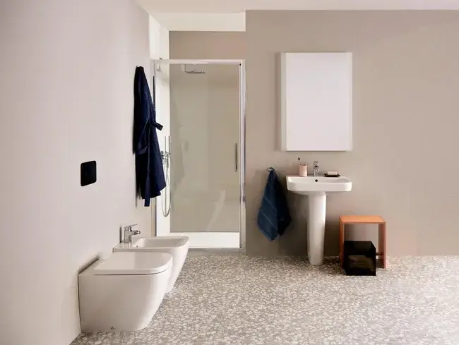 IDEAL STANDARD Coppia di sanitari filomuro: bidet e Wc rimless con sedile avvolgente Soft Close | I.Life B IDEAL STANDARD Coppia di sanitari filomuro: bidet e Wc rimless con sedile avvolgente Soft Close | I.Life B