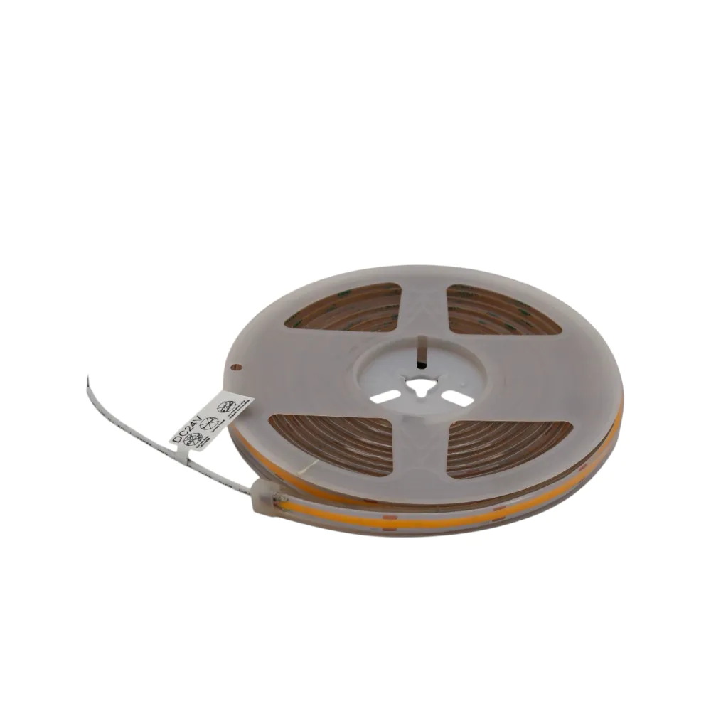 Striscia LED COB 24V 528LED/m 5m tagliabile ogni 4,5cm 15W/m luce fredda 6000K Striscia LED COB 24V 528LED/m 5m tagliabile ogni 4,5cm 15W/m luce fredda 6000K