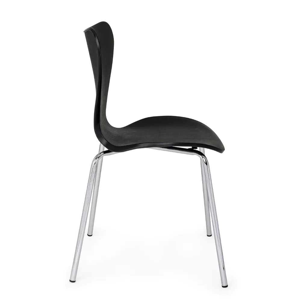 Set 4 sedie in polipropilene nero e gambe in acciaio cromato | Tessa