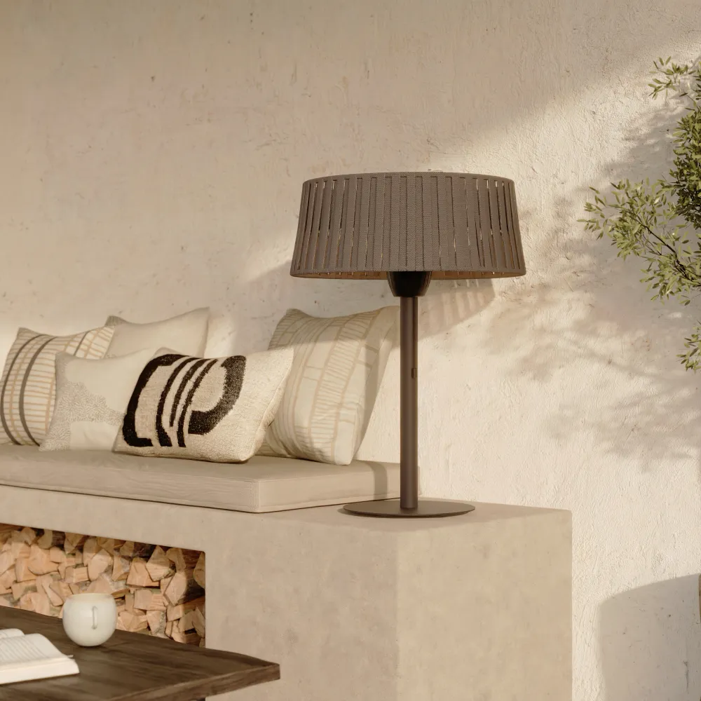 Fungo riscaldante da tavolo a lampada alogena 1500W interruttore a tirante colore marrone | Ignis Fungo riscaldante da tavolo a lampada alogena 1500W interruttore a tirante colore marrone | Ignis