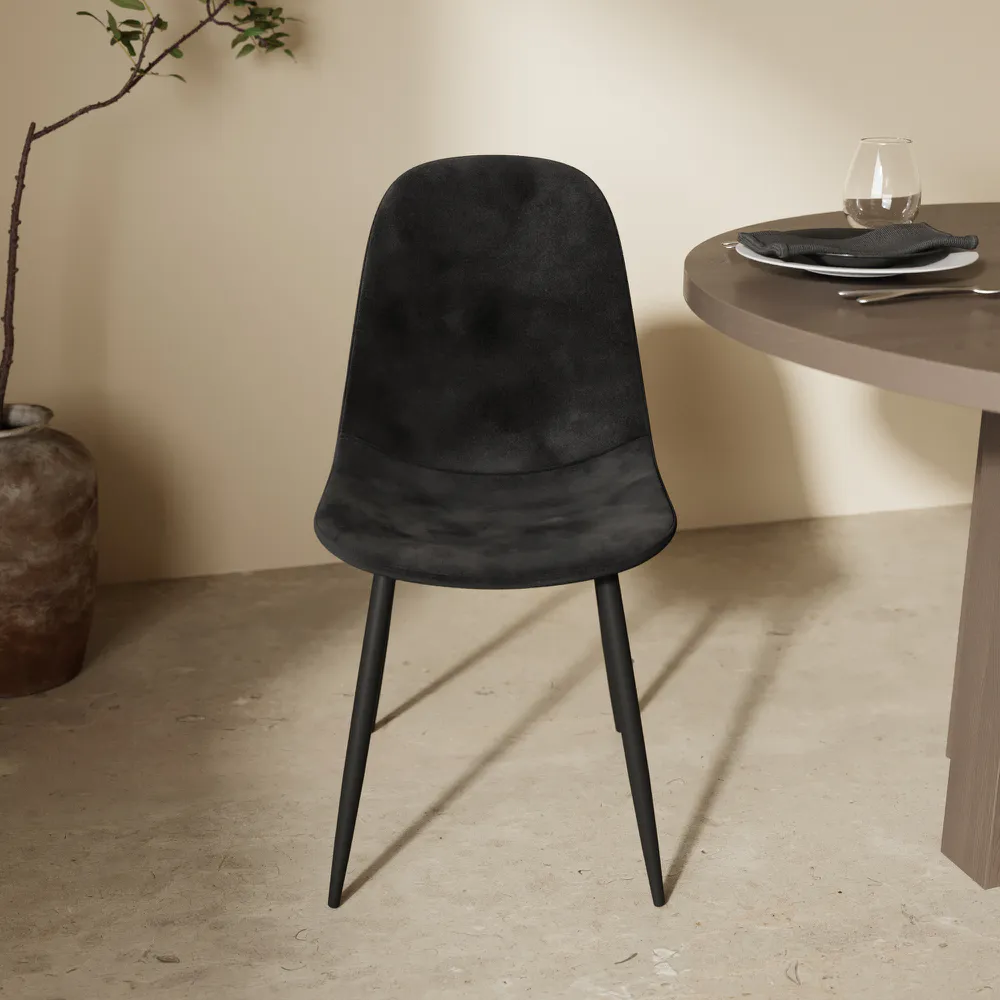 Set 4 sedie seduta in velluto nera e gambe in acciaio nero | Nora