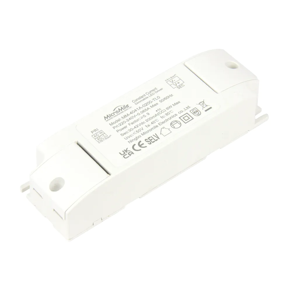 Alimentatore dimmerabile TRIAC per pannelli LED da 6W
