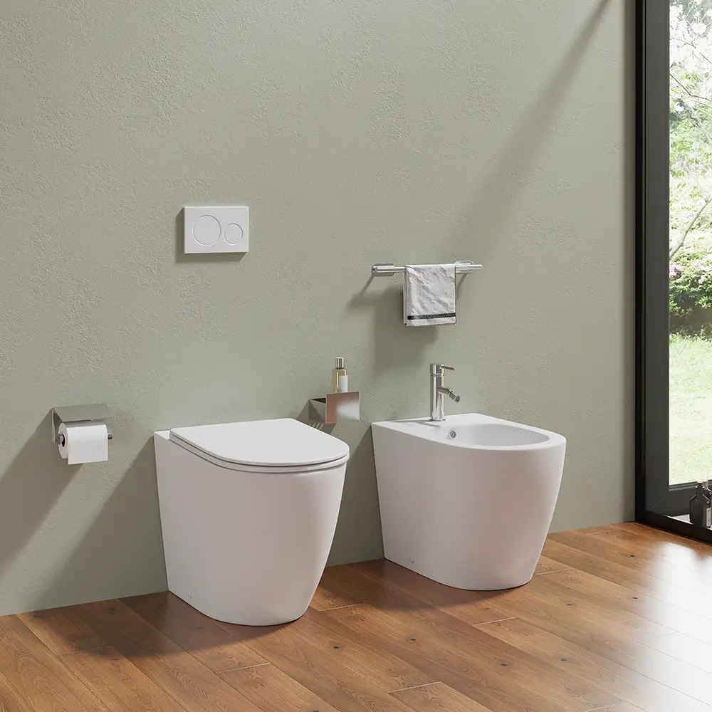Sanitari filomuro in ceramica bianco opaco vaso rimless con copriwc soft-close e bidet | Europa Sanitari filomuro in ceramica bianco opaco vaso rimless con copriwc soft-close e bidet | Europa