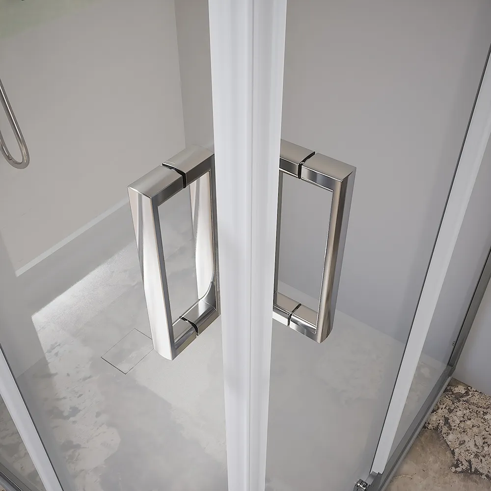 Box doccia 70x70 cm angolare scorrevole profili cromati vetro 6mm trasparente h185 | Tonga Box doccia 70x70 cm angolare scorrevole profili cromati vetro 6mm trasparente h185 | Tonga