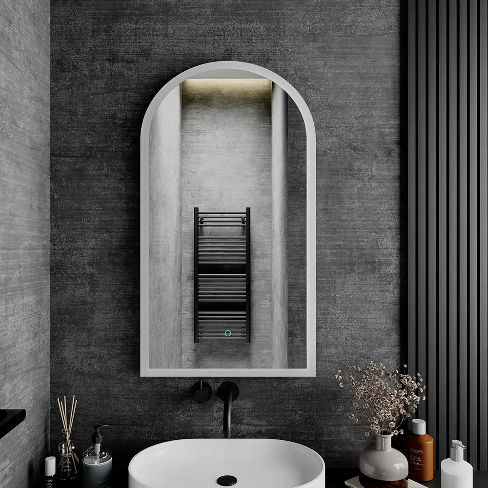 Specchio led bagno 40x80 cm luce calda/fredda con sensore touch-screen | Avior Specchio led bagno 40x80 cm luce calda/fredda con sensore touch-screen | Avior