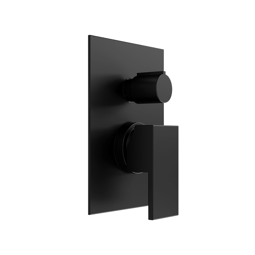 Set doccia nero opaco - Miscelatore incasso 2 vie Hedy, braccio 30cm, soffione slim 25x25cm e doccino Set doccia nero opaco - Miscelatore incasso 2 vie Hedy, braccio 30cm, soffione slim 25x25cm e doccino