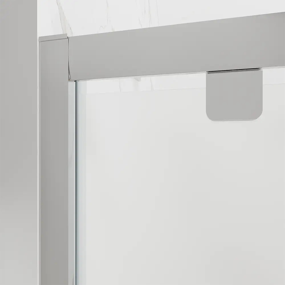 Dettaglio struttura e profili in alluminio cromato anodizzato della porta a battente mod. Apulia di Parama Dettaglio struttura e profili in alluminio cromato anodizzato della porta a battente mod. Apulia di Parama