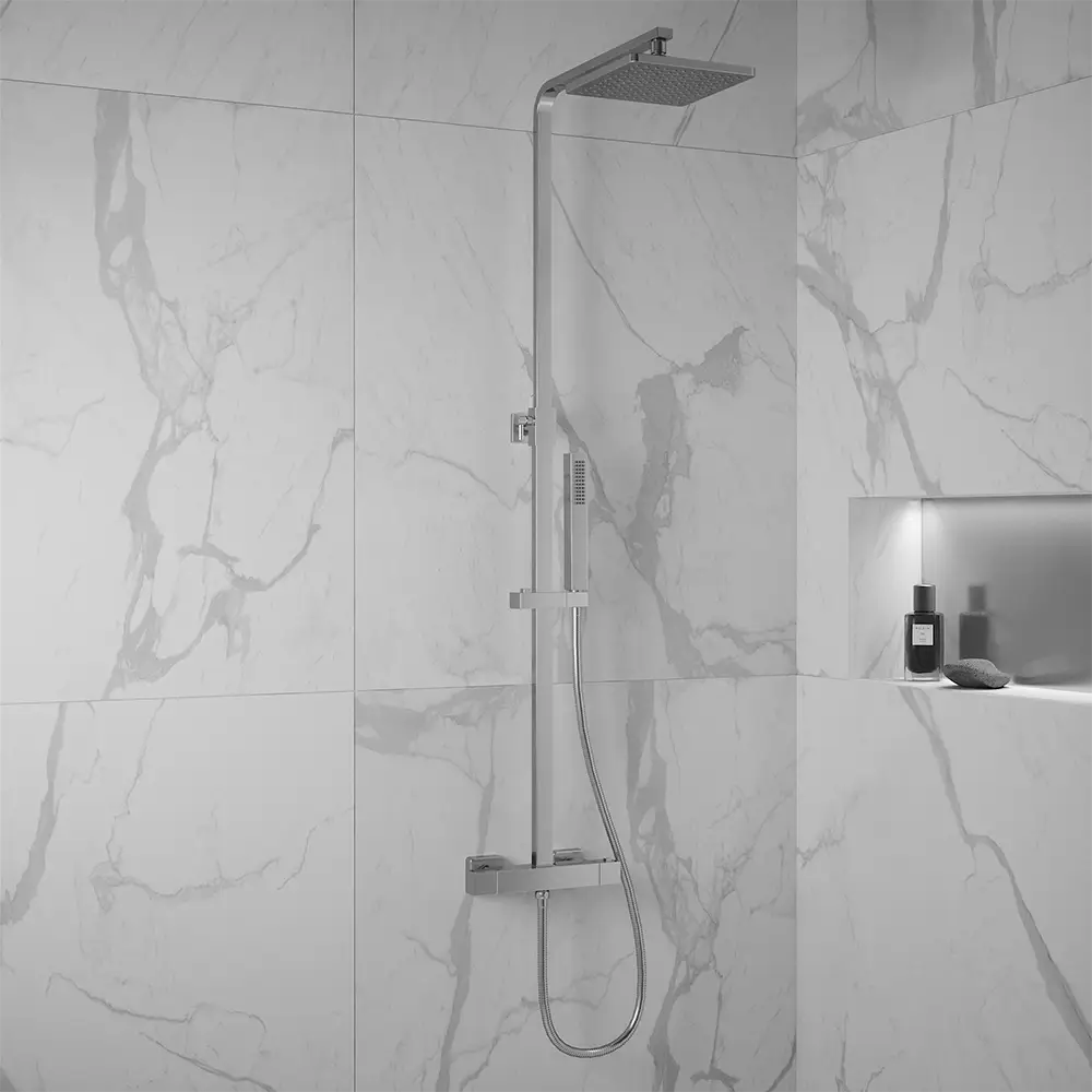 Colonna doccia termostatica soffione slim 20x20 cm finitura cromata | Serio Colonna doccia termostatica soffione slim 20x20 cm finitura cromata | Serio