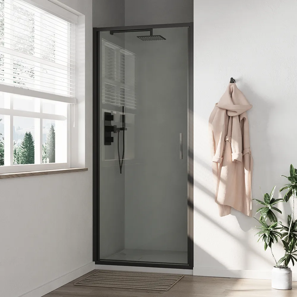 Porta doccia 70cm con apertura a battente profili slim nero opaco vetro 6mm trasparente h190 | Portofino Porta doccia 70cm con apertura a battente profili slim nero opaco vetro 6mm trasparente h190 | Portofino