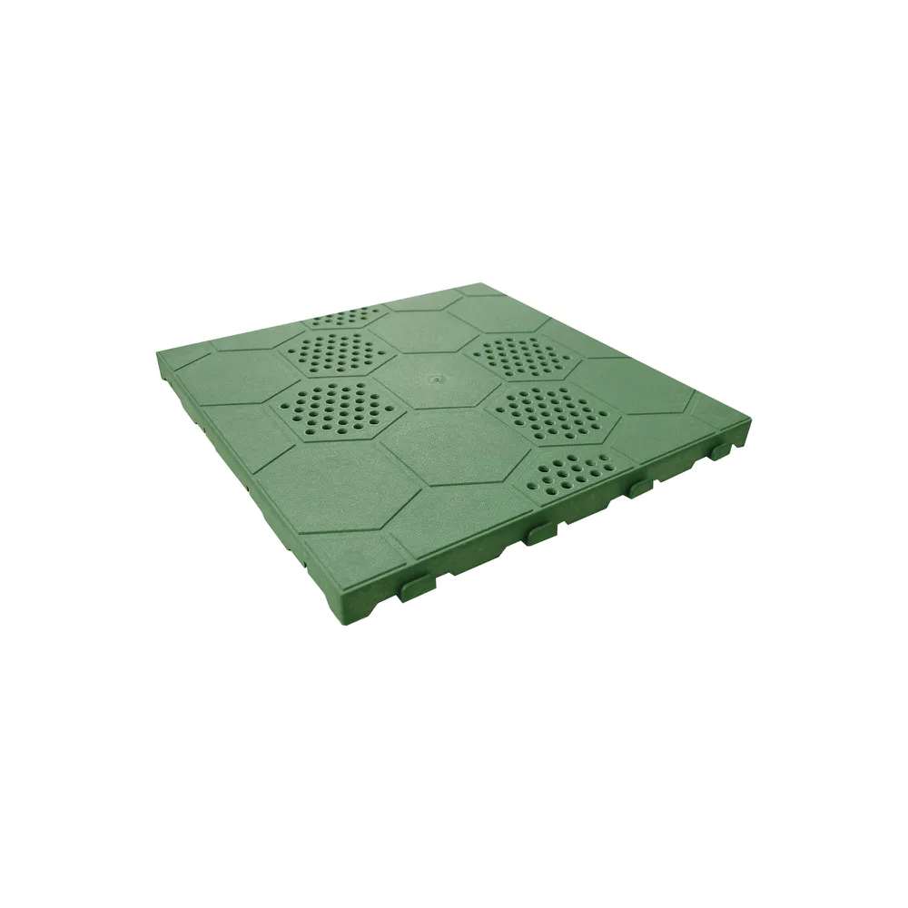 Kit 33 piastrelle in polipropilene verde autobloccanti per casetta mod. GS04 Kit 33 piastrelle in polipropilene verde autobloccanti per casetta mod. GS04