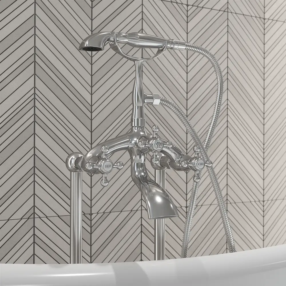 Rubinetteria per vasca freestanding "old style" finitura cromata | Vittoria Rubinetteria per vasca freestanding "old style" finitura cromata | Vittoria
