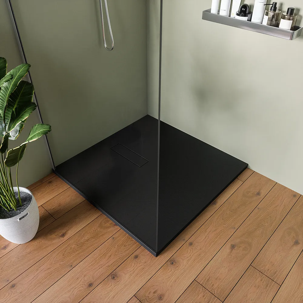 Piatto doccia 90x90 cm in marmoresina nero effeto pietra | Merlera Piatto doccia 90x90 cm in marmoresina nero effeto pietra | Merlera