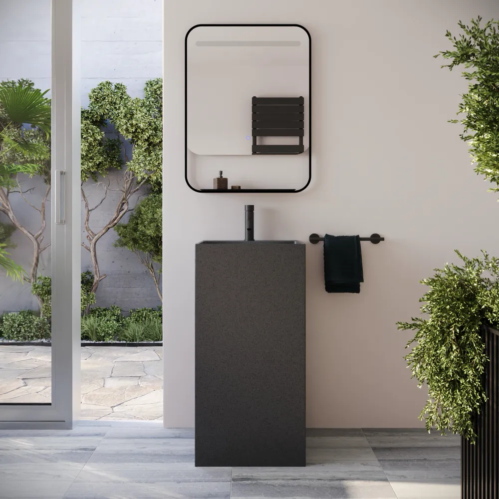 Lavabo freestanding quadrato 45x45x90cm in microcemento nero | Flores Lavabo freestanding quadrato 45x45x90cm in microcemento nero | Flores